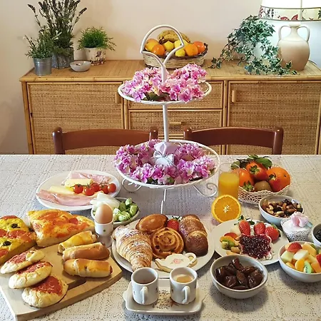 Edda Heated Pool Galatina