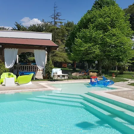 Edda Heated Pool Galatina