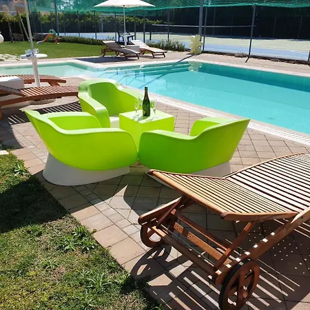 Vila Edda Heated Pool
