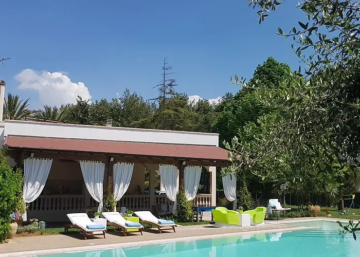 Edda Heated Pool וילה גלאטינה